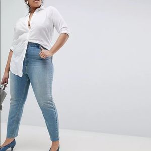 ASOS DESIGN Curve US 22/32 L Farleigh High Waist Mom Jeans Raw Hem